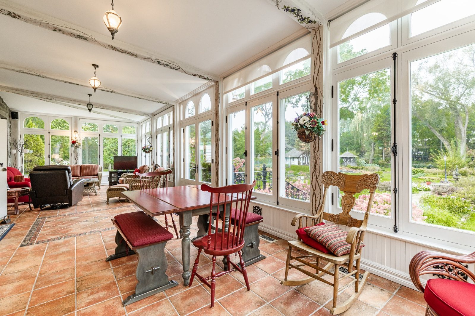 Solarium et coin repas