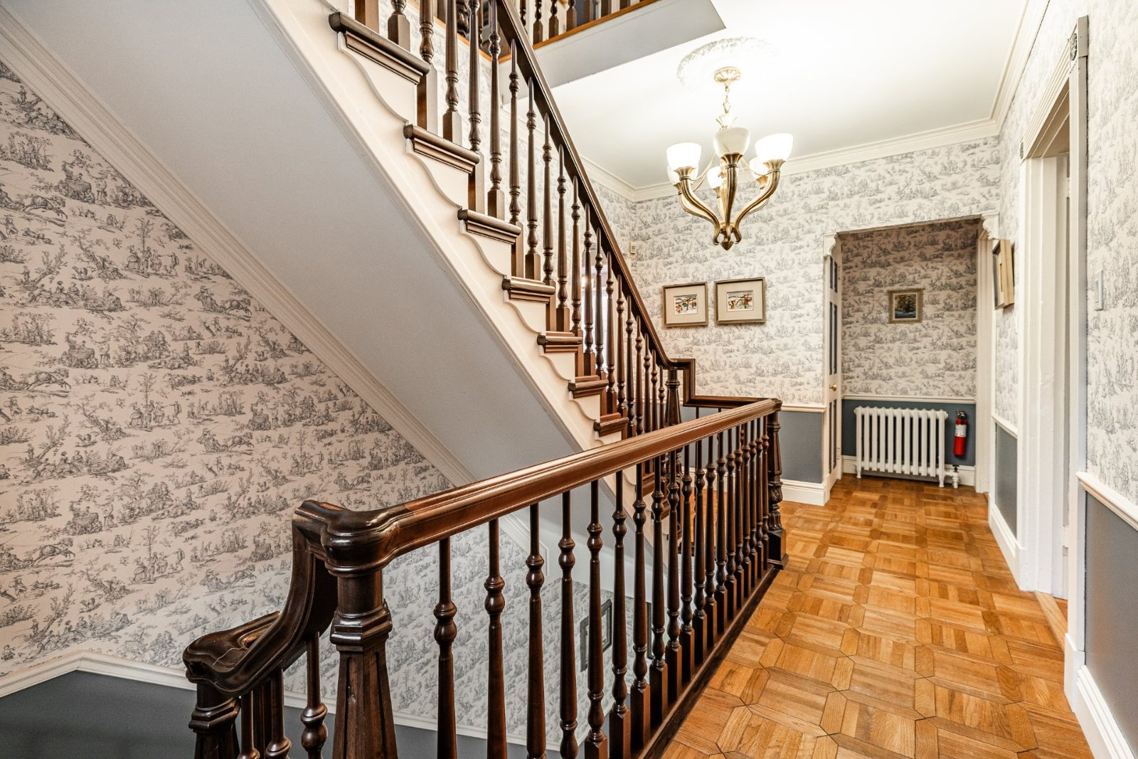 Escalier vers l’étage